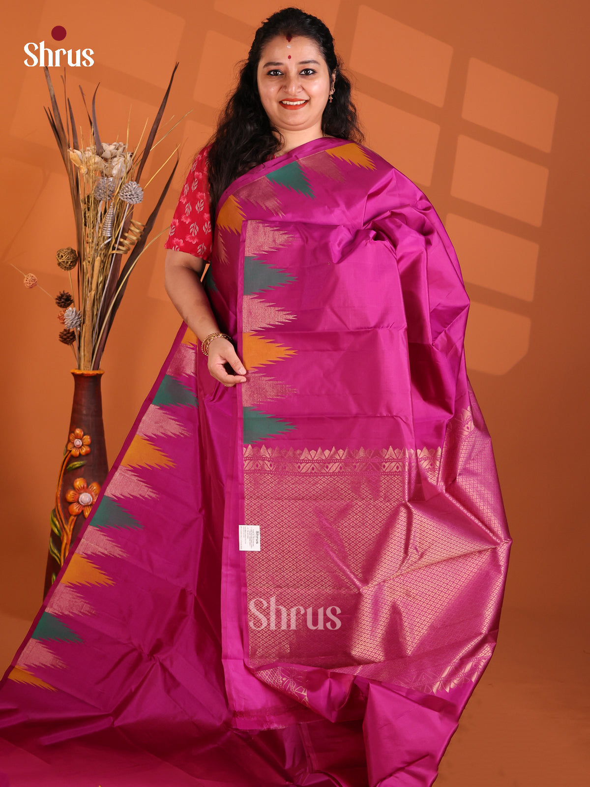 Purple single tone Kanchipuram silk Saree with thread woven temple border