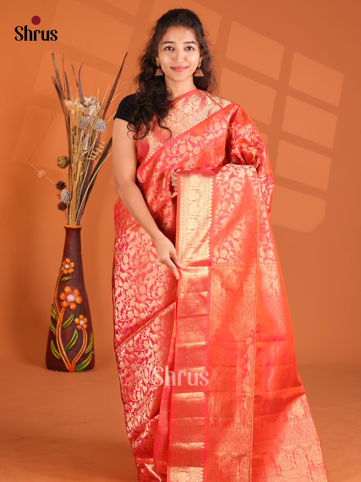 Lustrous Orangish pink single tone Vanasingaram Soft Silk Saree-1