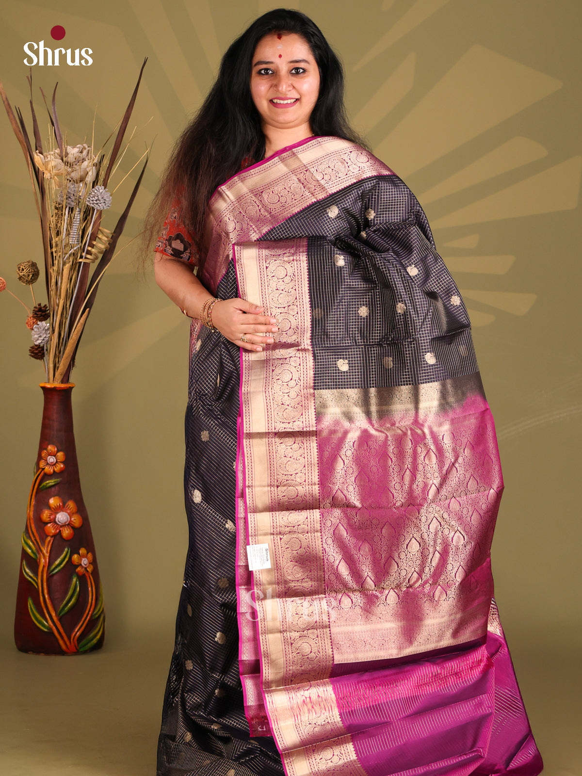 DGS11012 - Kanchipuram silk (HR) Saree