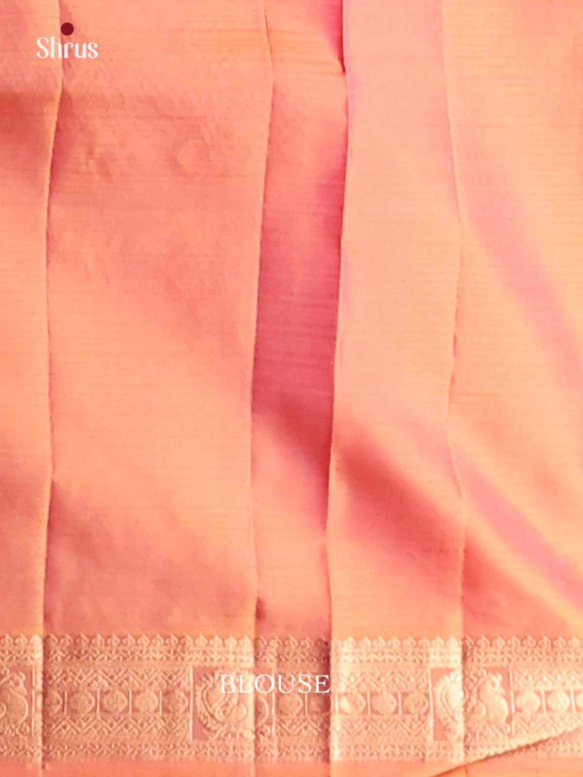 Beautiful Pink Kanchipuram silk Saree gleams with gold zari buttas-2