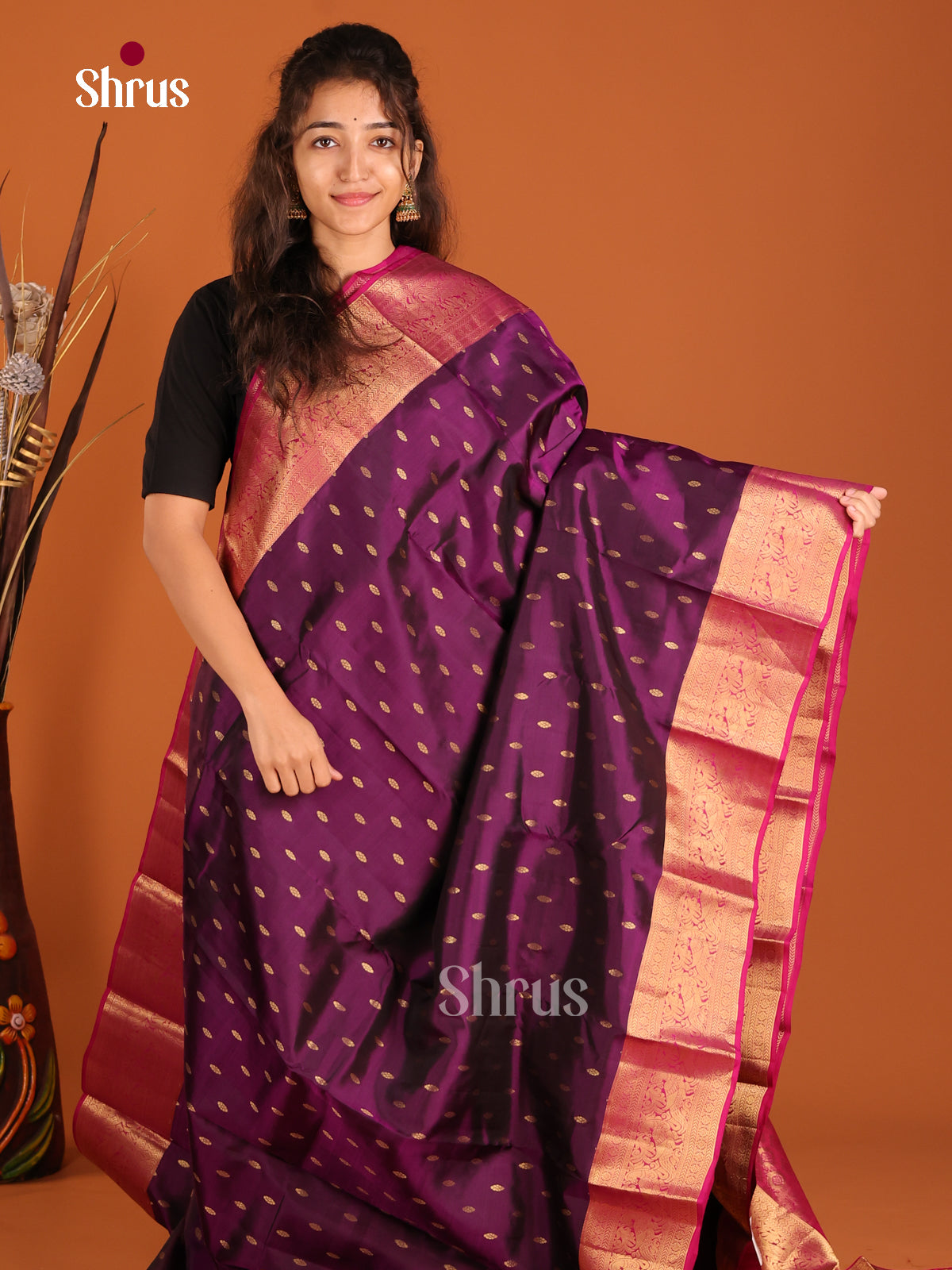 Violet & Majenta - Kanchipuram-halfpure Saree - Shop on Shrus.com