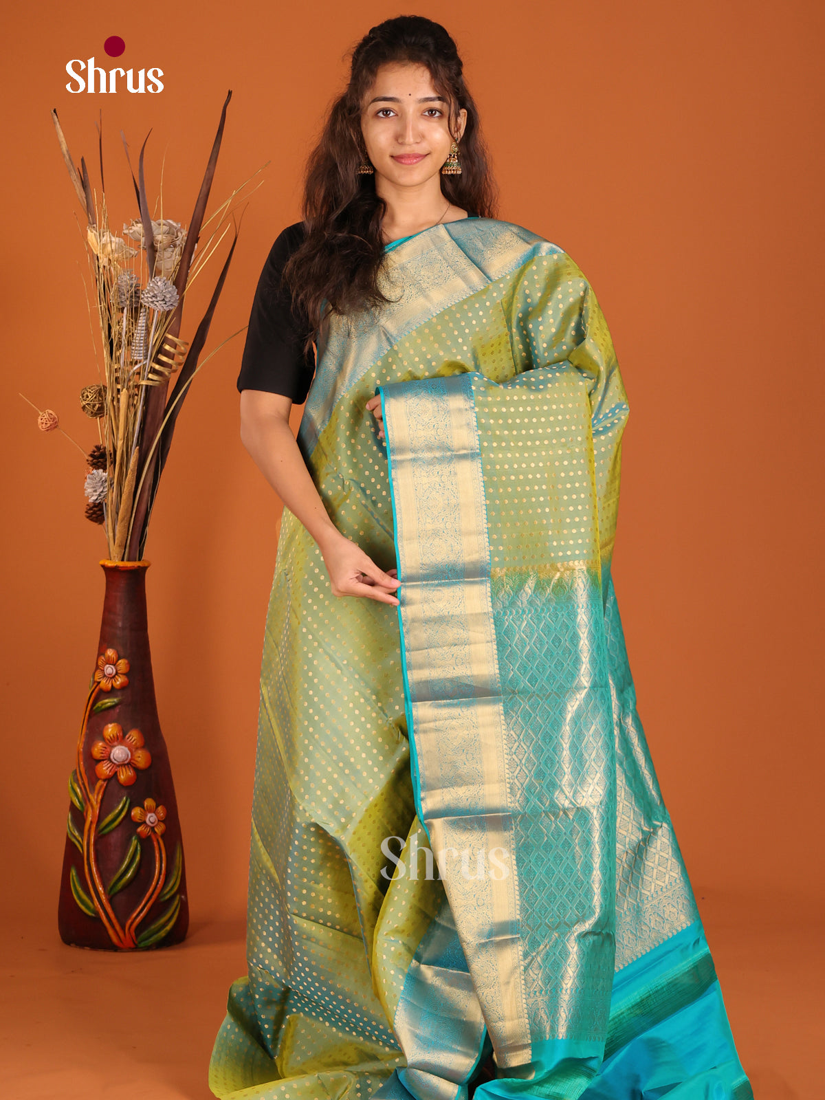 Double Shaded Green & Blue - Kanchipuram-halfpure Saree - Shop on Shrus.com