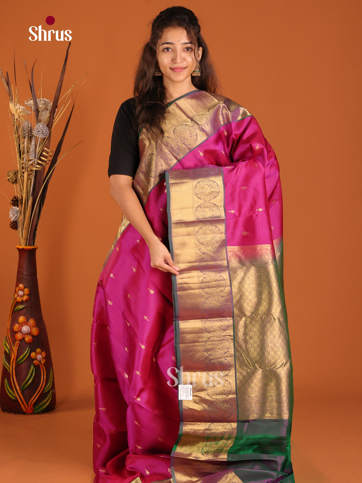 Deep Pink & Green - Kanchipuram-halfpure Saree - Shop on Shrus.com