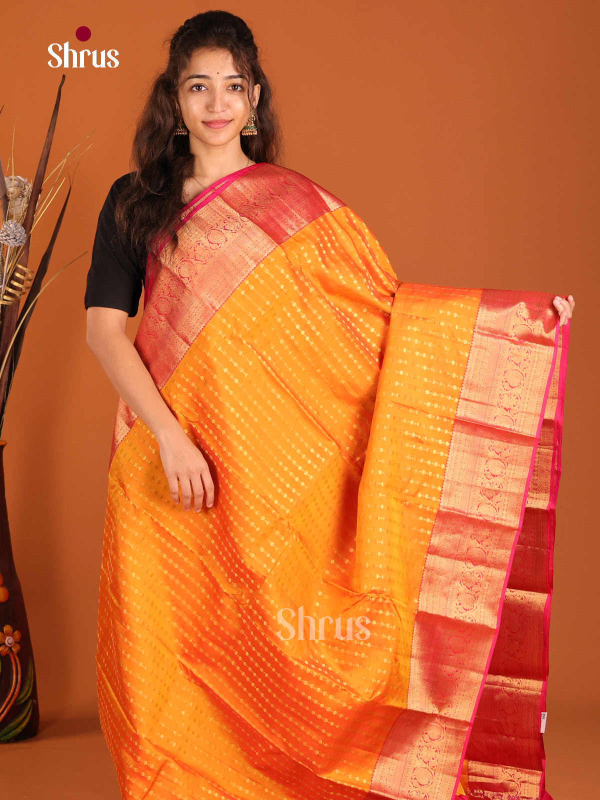 Orange & Pink - Kanchipuram-halfpure Saree - Shop on Shrus.com