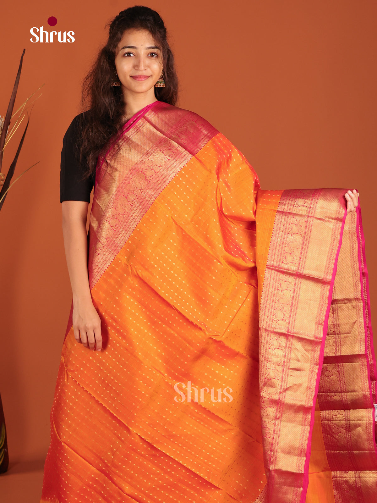 Orange & Pink - Kanchipuram-halfpure Saree - Shop on Shrus.com