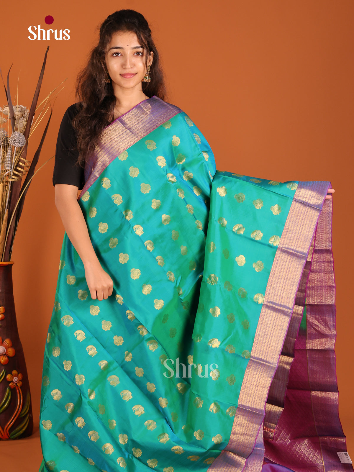 Green & Purple- Kanchipuram-halfpure Saree - Shop on Shrus.com