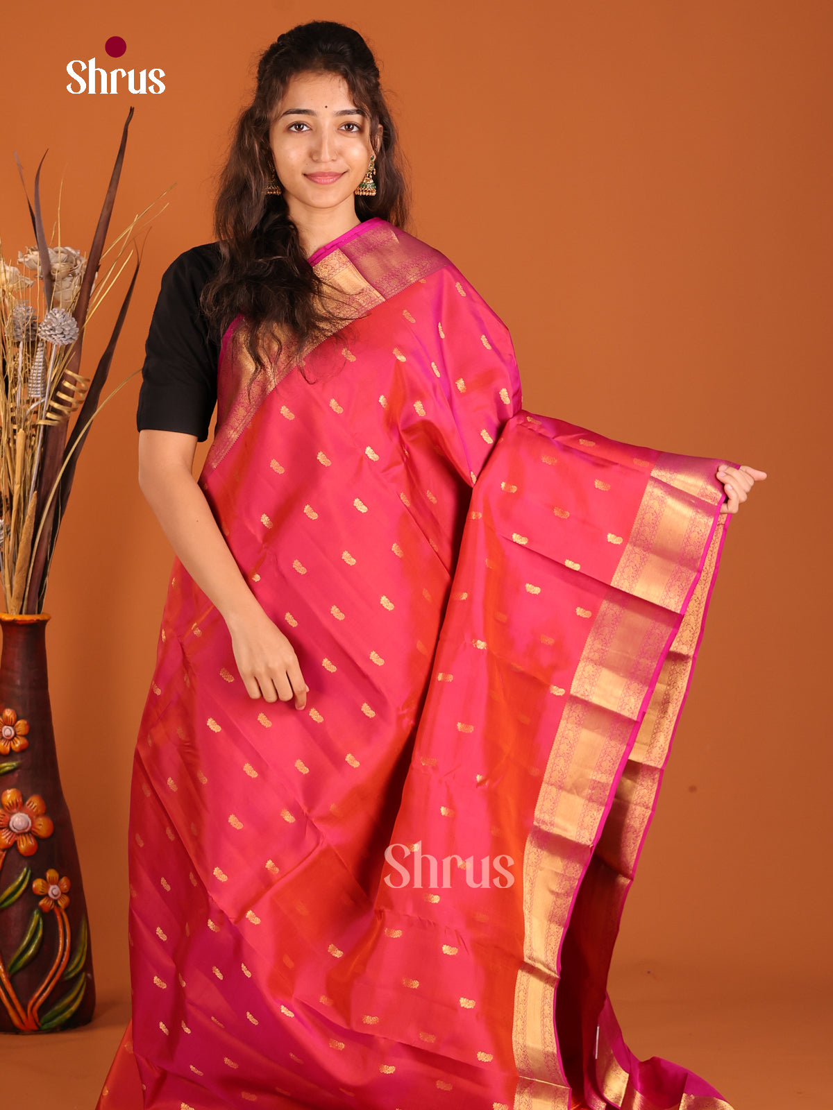 Red & Pink - Kanchipuram-halfpure Saree - Shop on Shrus.com