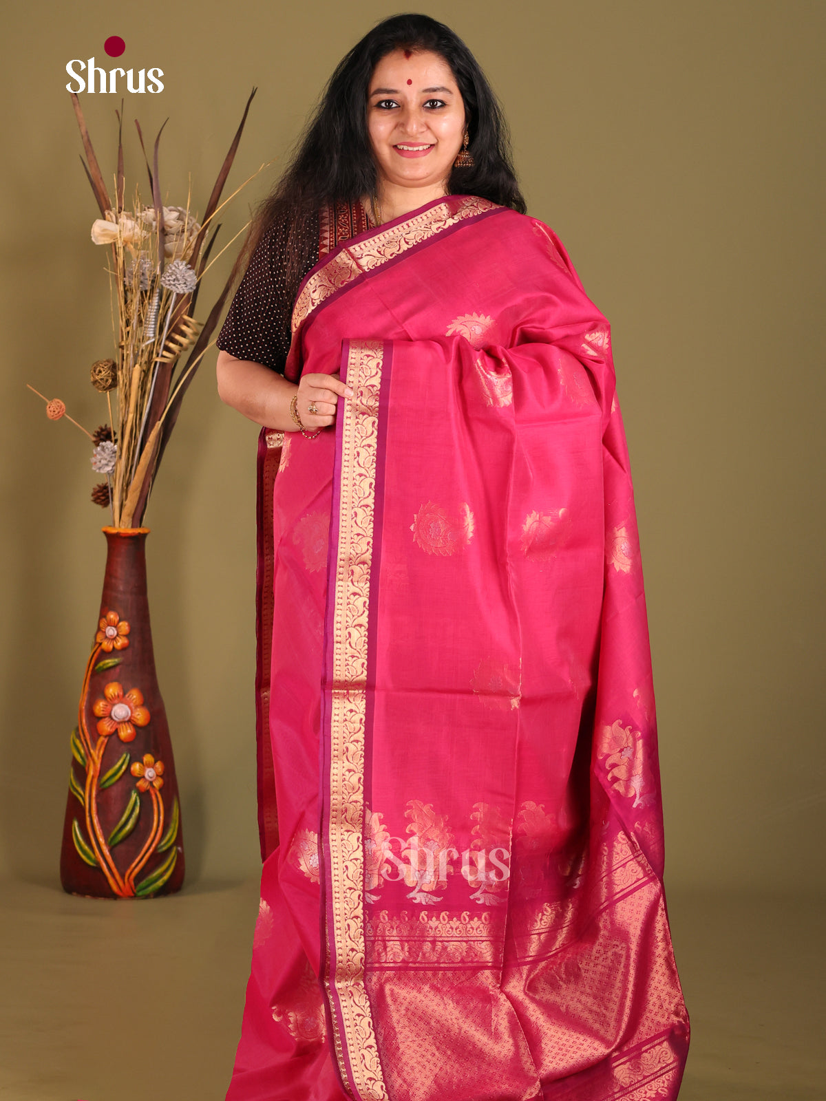 Pink & Maroon Silk Cotton Saree with splendid contrast brocade pallu