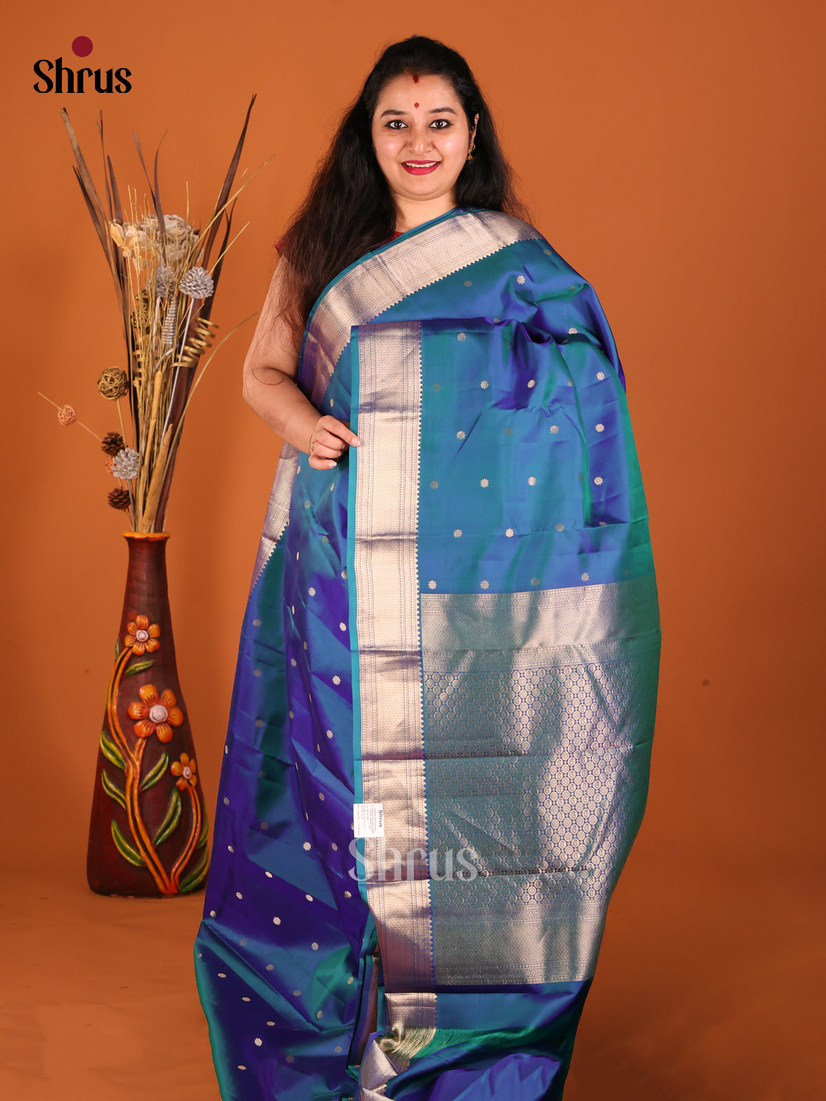 Royal Blue single tone Kanchipuram silk Saree with kaddi zari border-1