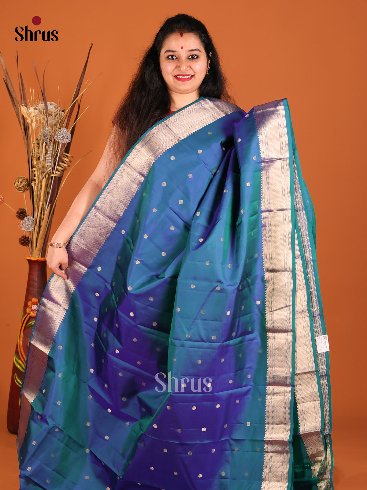 Royal Blue single tone Kanchipuram silk Saree with kaddi zari border-2