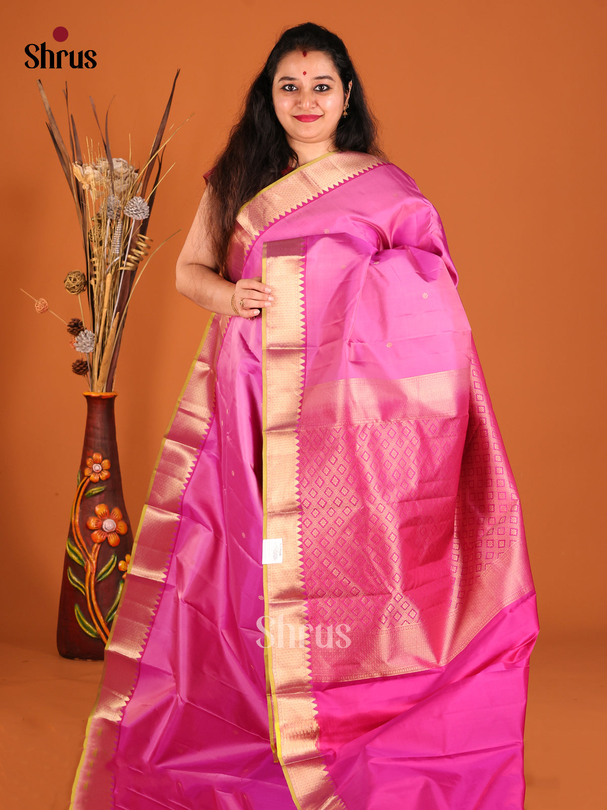Pink Kanchipuram silk Saree with kaddi zari border-1