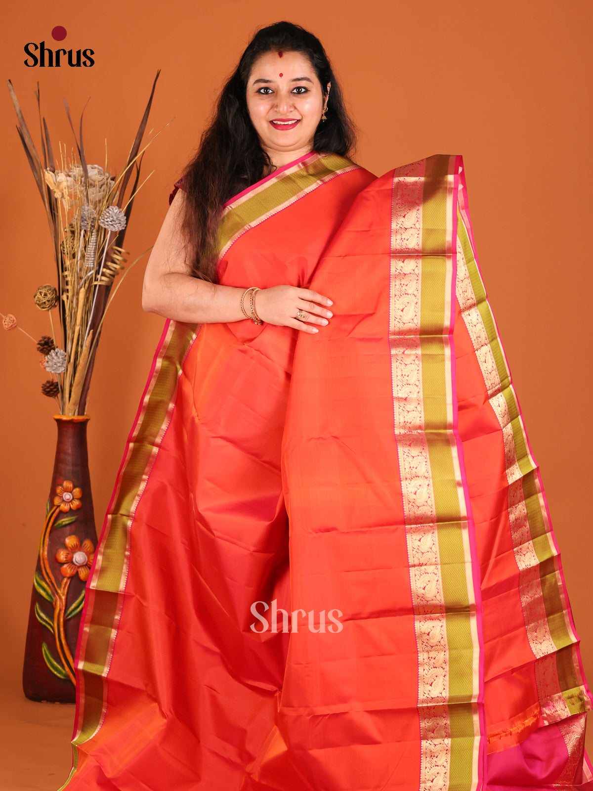 Orange & Pink Kanchipuram silk Saree with contrast peacock vine zari border-2