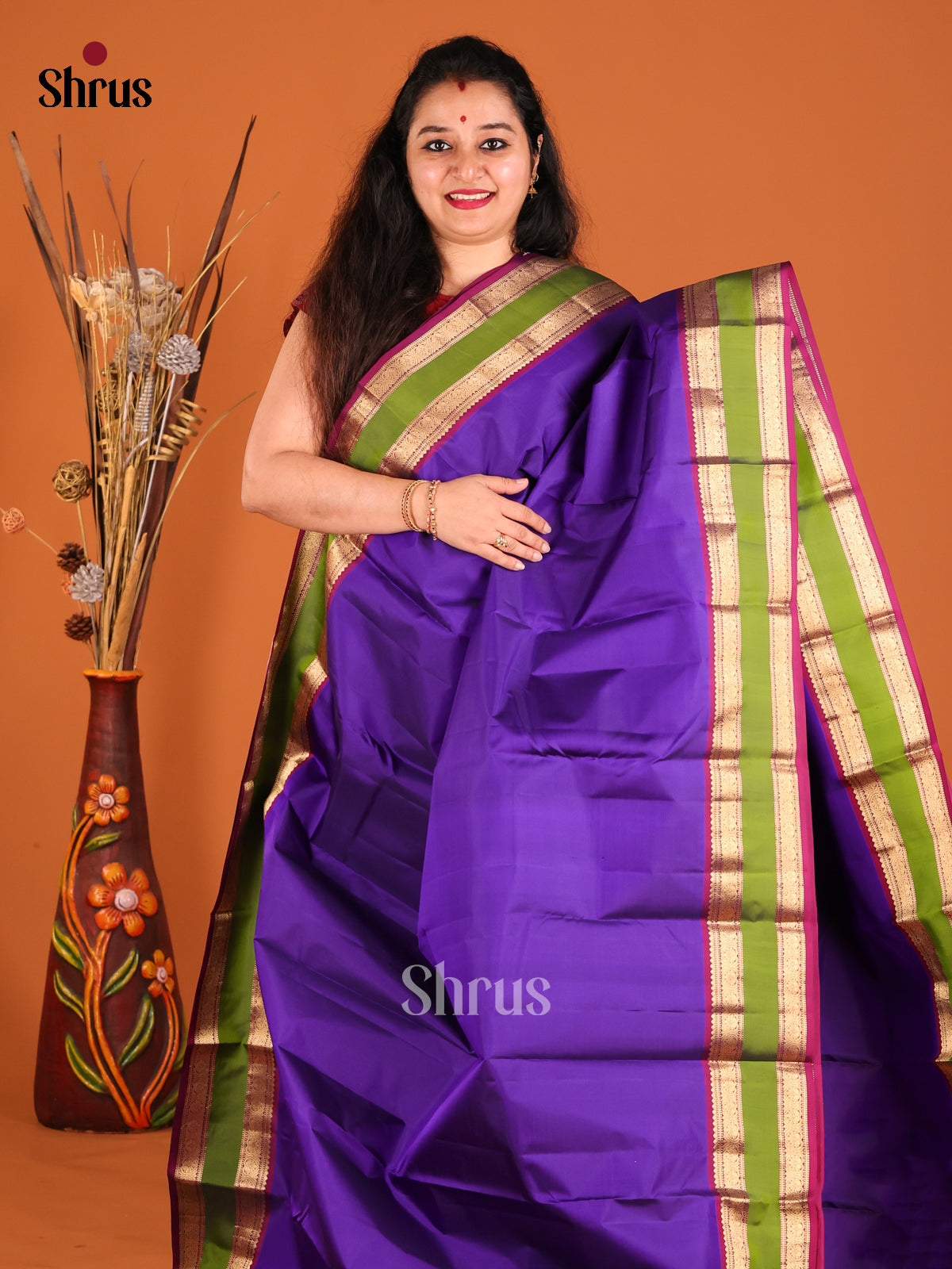 Violet & Purple Kanchipuram silk Saree with rettaipet zari border-2