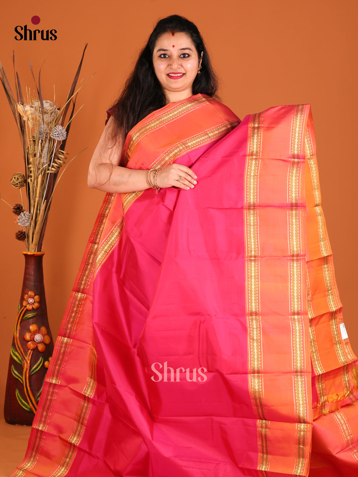 Pink & Orange Kanchipuram silk Saree with contrast Rettaipet border-2