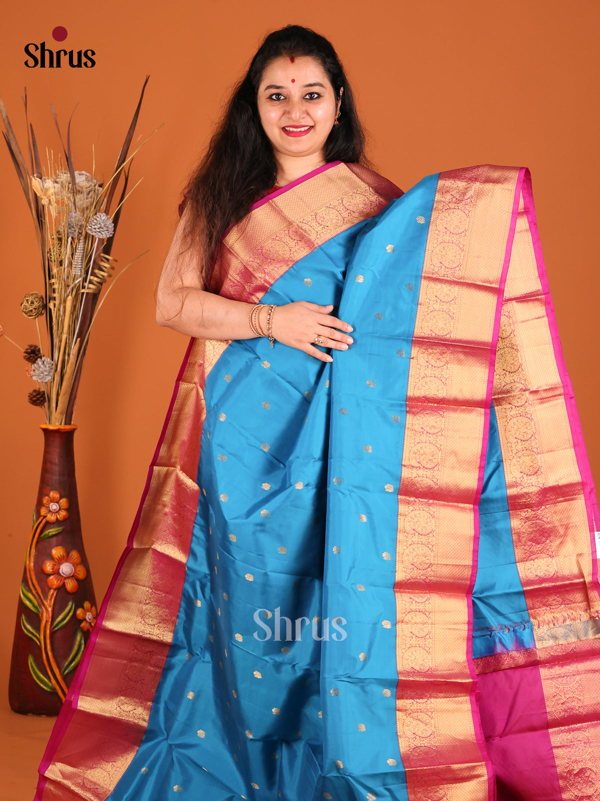 Blue & Purple Kanchipuram silk Saree with contrast paisleys brocade border-2