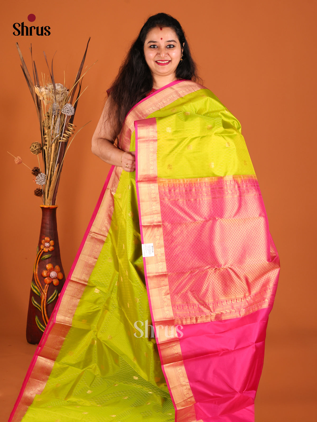 Light Green & Pink Kanchipuram silk Saree with gold zari peacock buttas-1