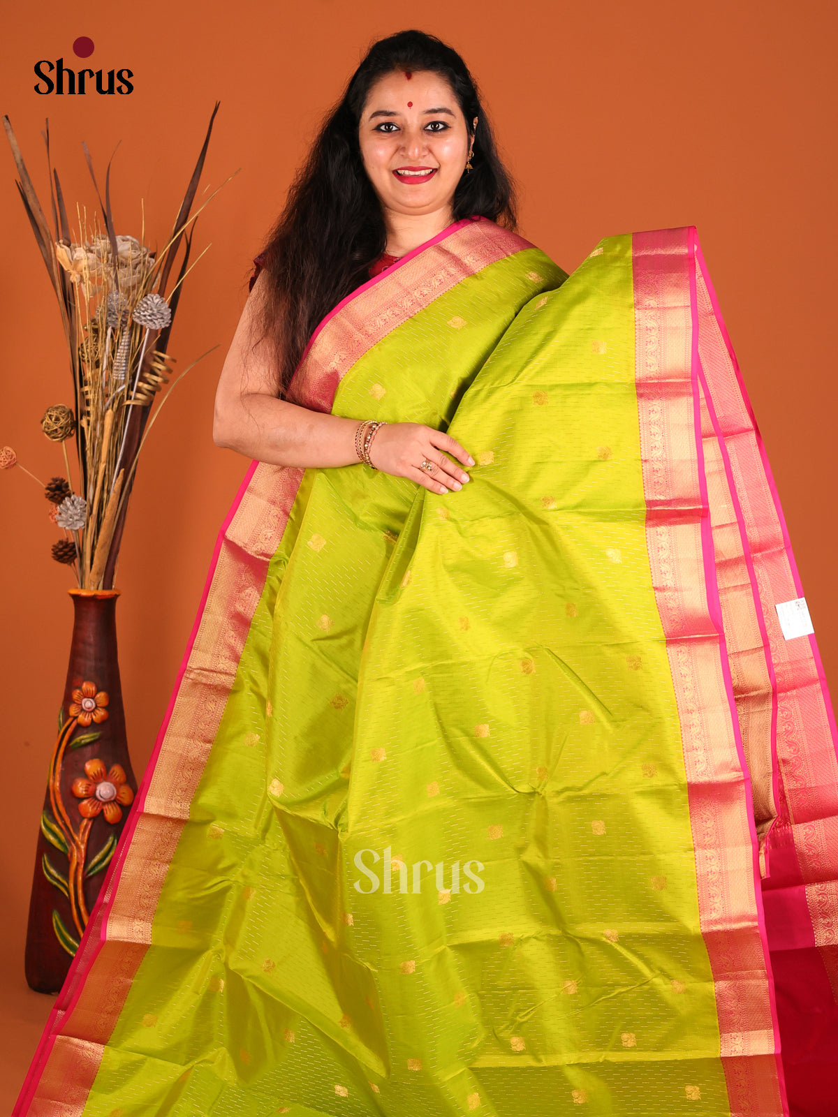 Light Green & Pink Kanchipuram silk Saree with gold zari peacock buttas-2