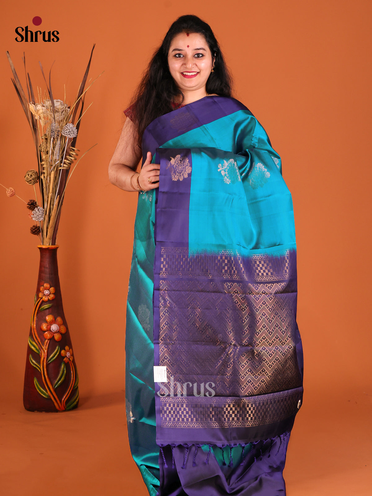 Rama Blue & Navy Blue Softsilk-halfpure Saree with contrast brocade pallu