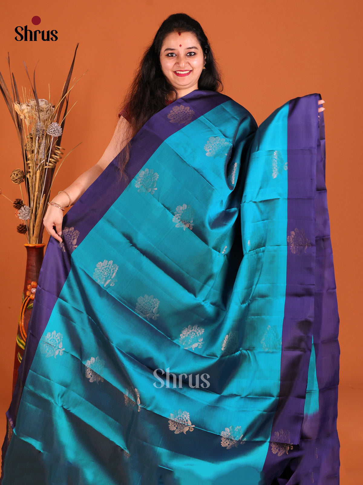 Rama Blue & Navy Blue Softsilk-halfpure Saree with contrast brocade pallu