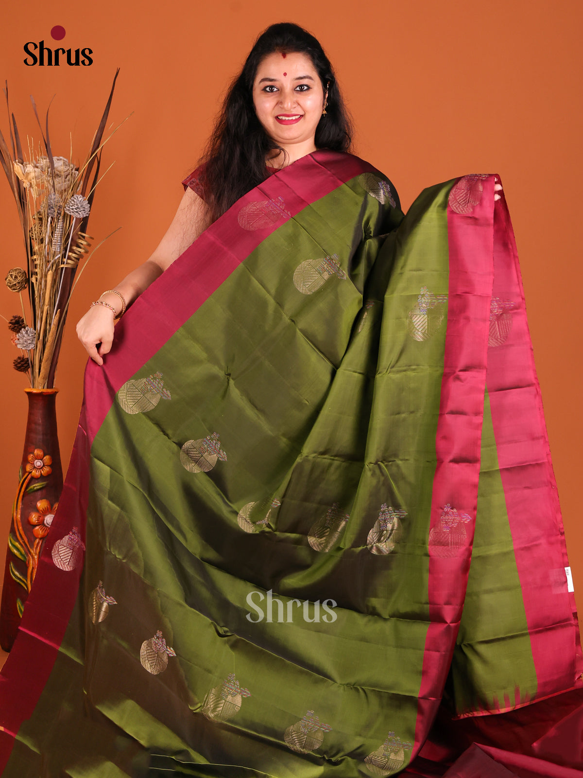 Green & Maroon Softsilk-halfpure Saree wth contrast brocade pallu