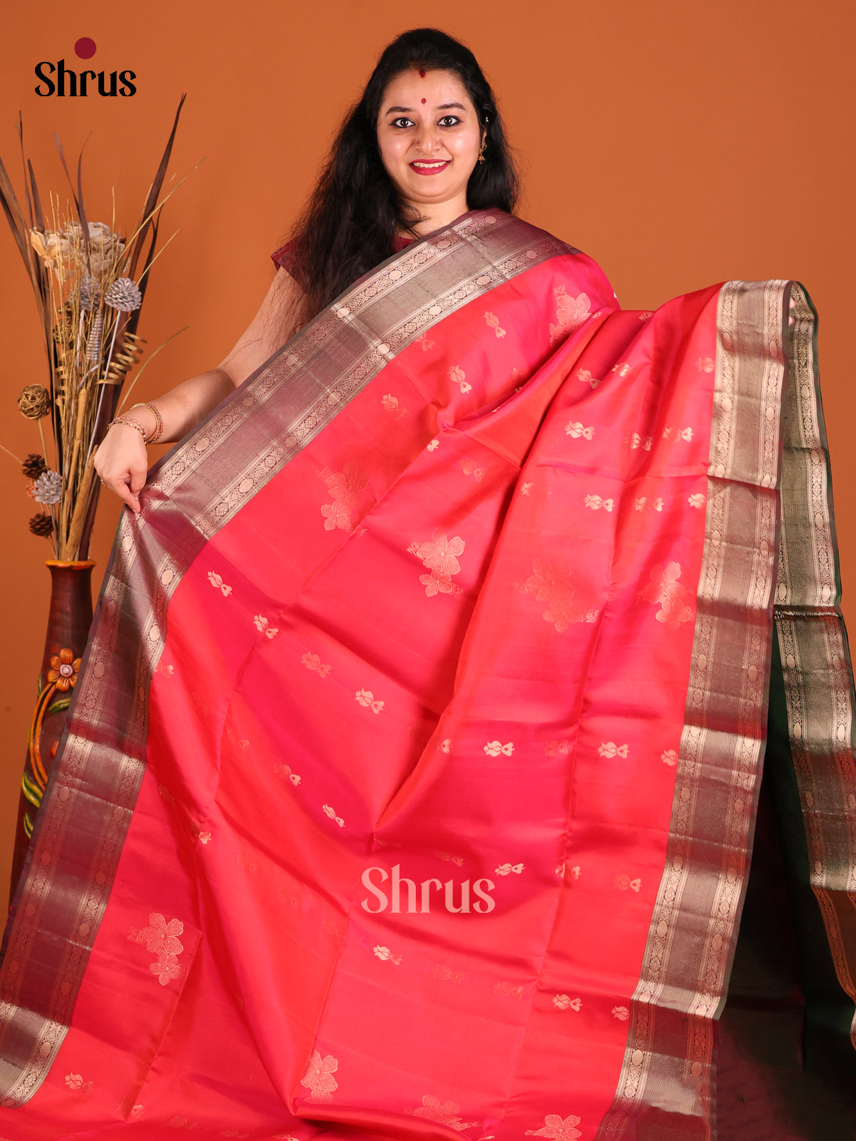 Orangish Pink & Maroon Soft Silk Saree gleams with gold zari floral buttas-2