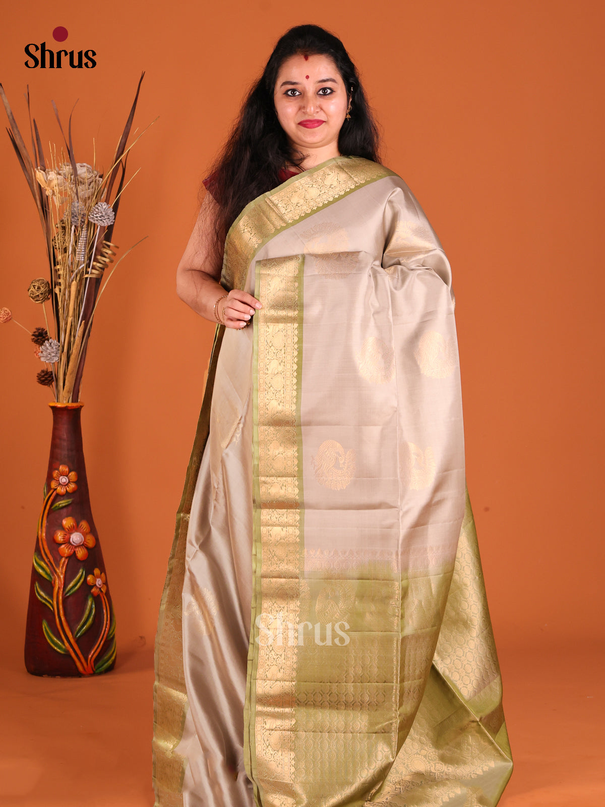 Stunning Grey Soft Silk Saree sizzles with zari paisley motifs-1