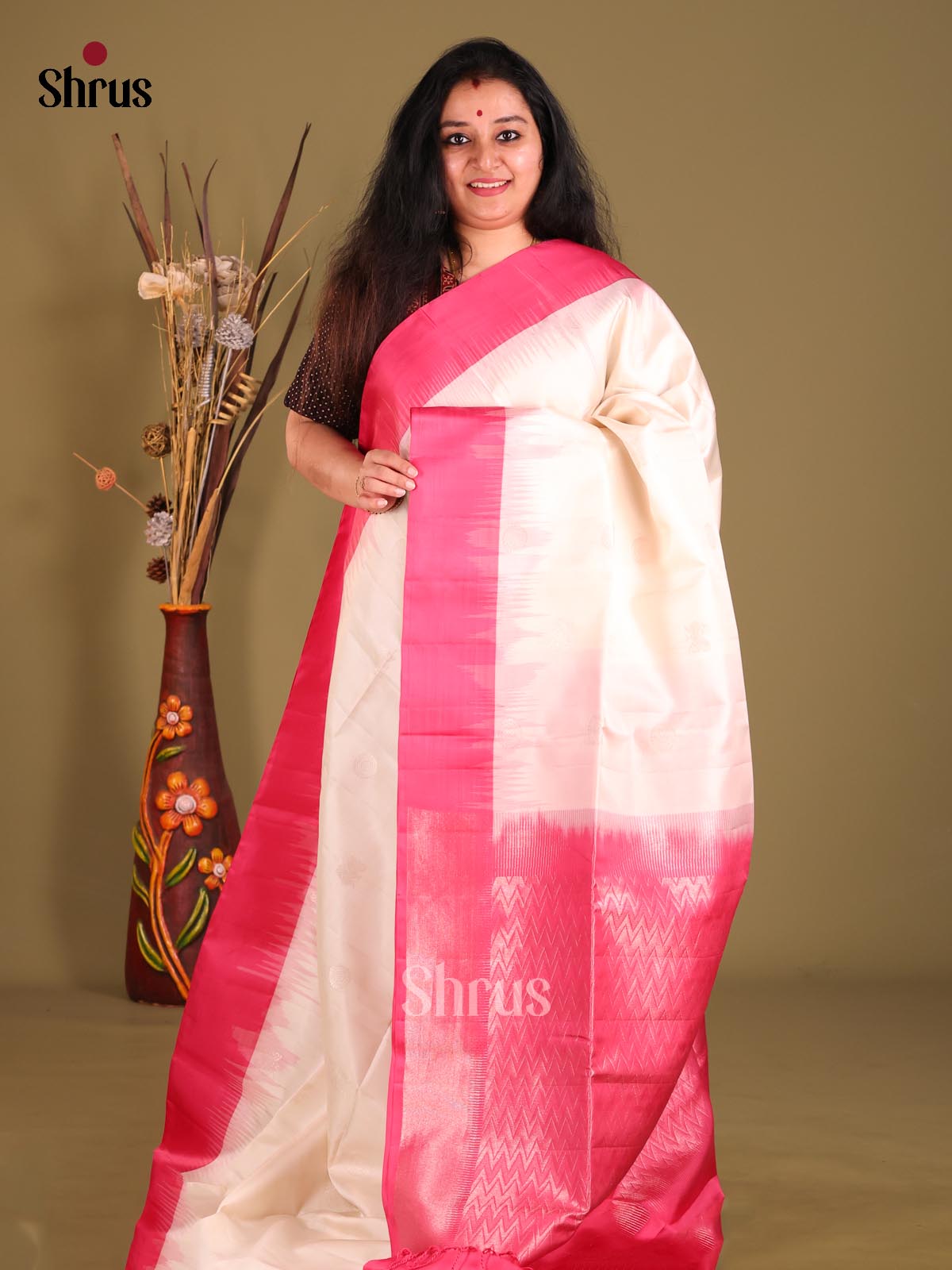 DGS25090 - Soft Silk (HR) Saree - Shop on Shrus.com