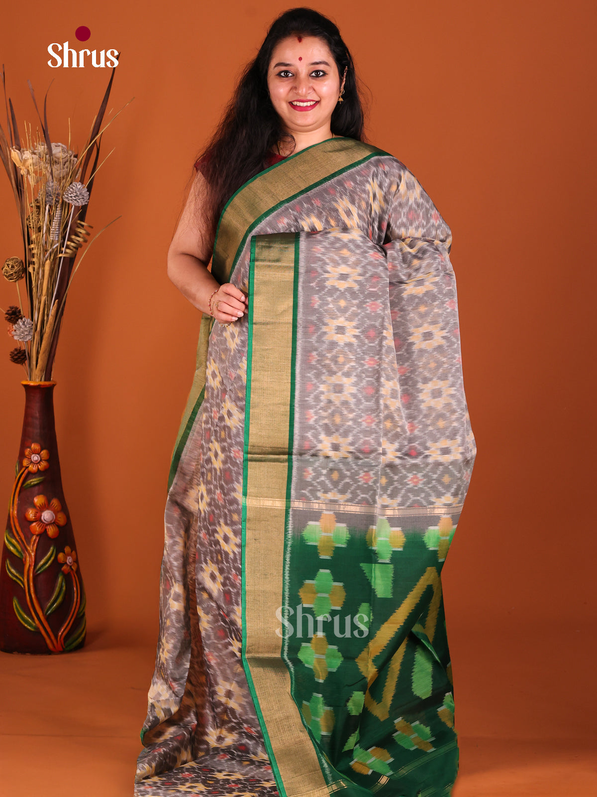 Grey & Green- Pochampally ikkat silk cotton Saree