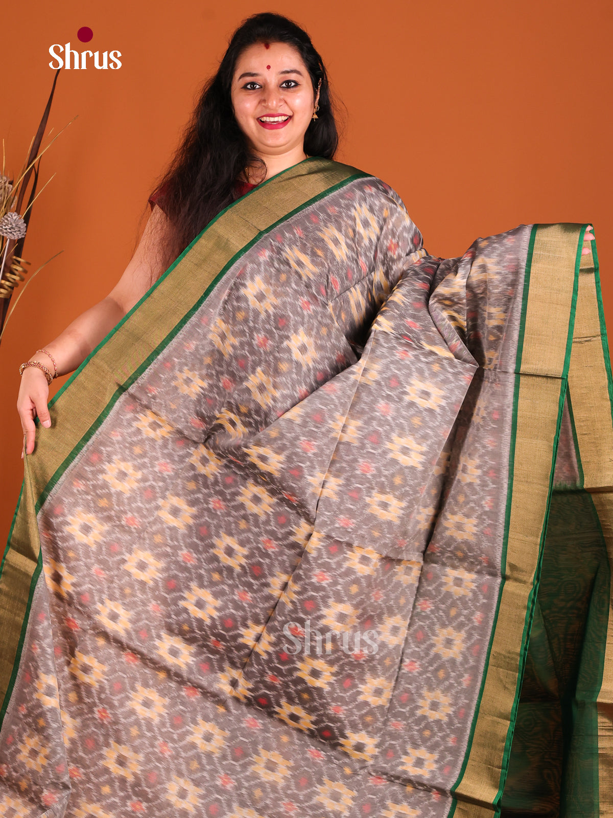 Grey & Green- Pochampally ikkat silk cotton Saree -1