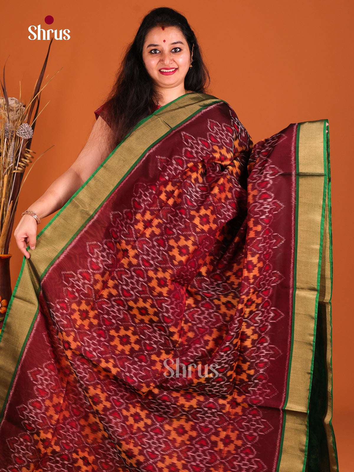 Maroon & Green- Pochampally ikkat silk cotton Saree -1