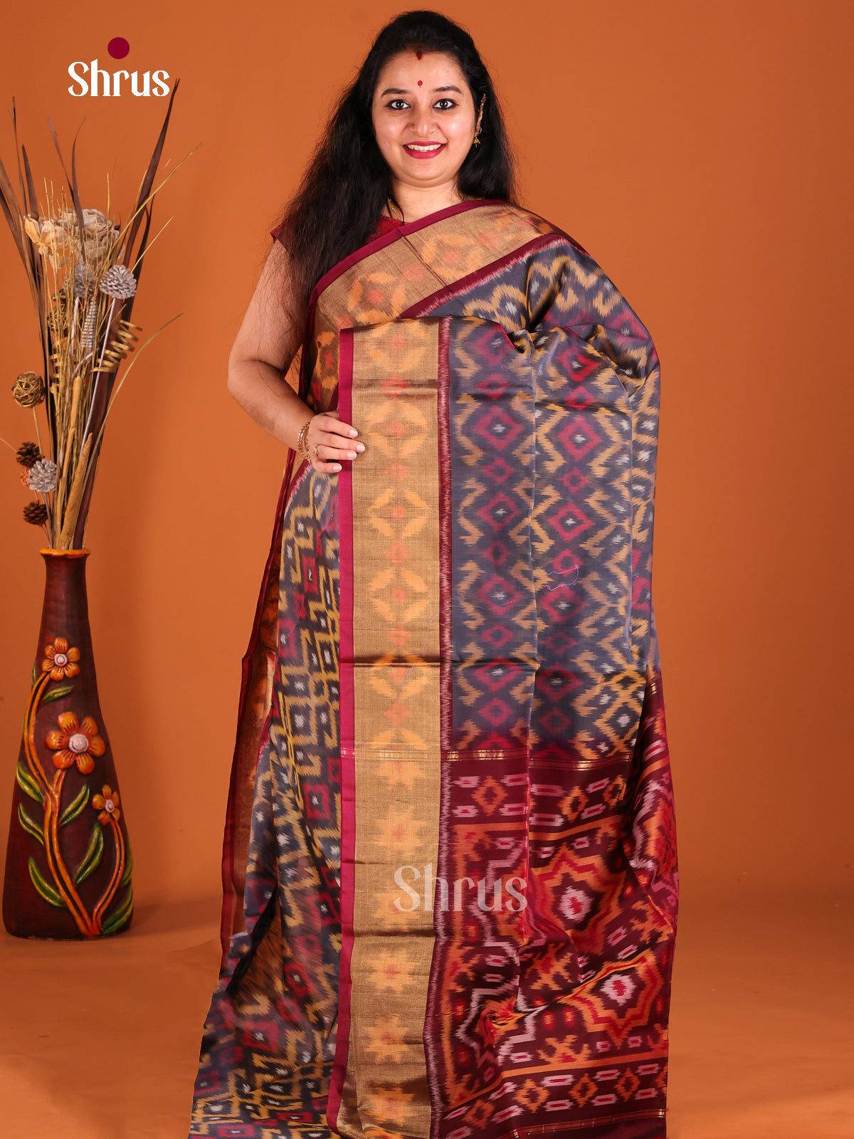 Elephant Grey & Maroon - Pochampally sico Saree - Shop on Shrus.com
