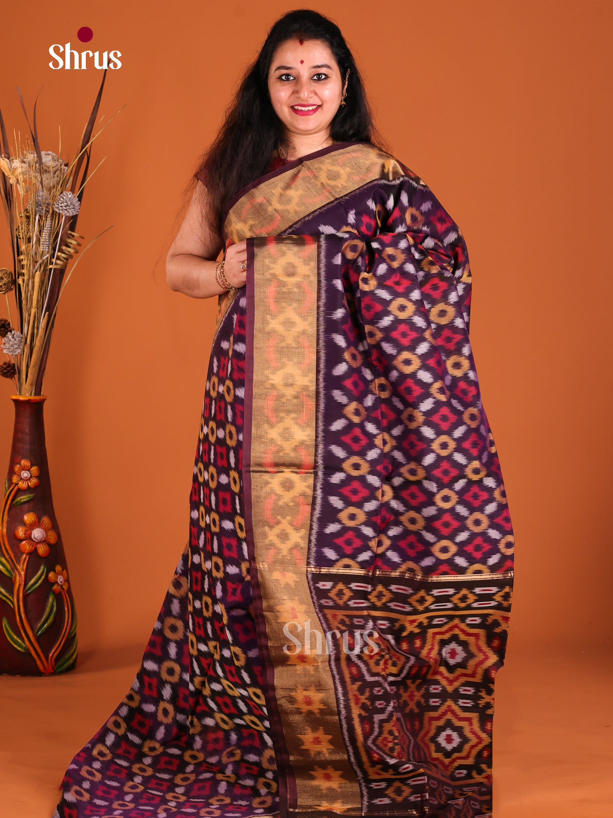 Violet & Maroon - Pochampally ikkat silk cotton Saree