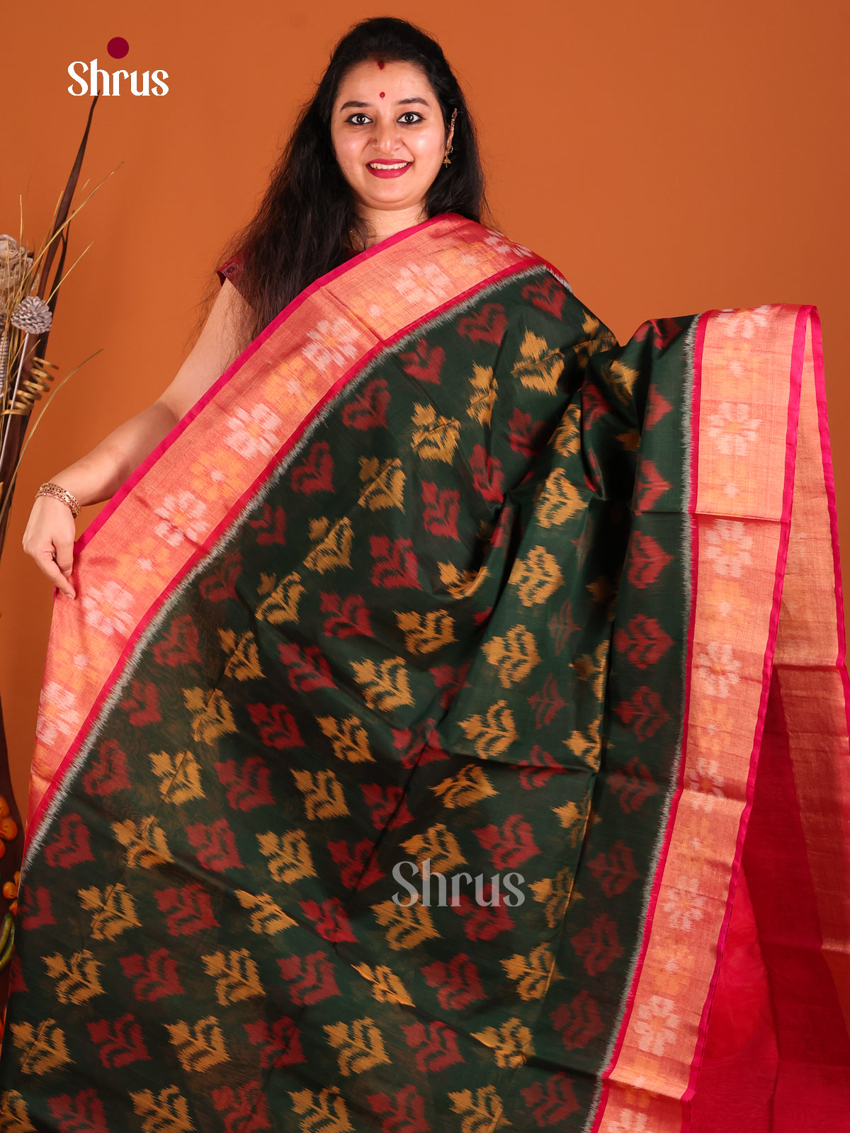 Dark Green & Pink- Pochampally sico Saree - Shop on Shrus.com