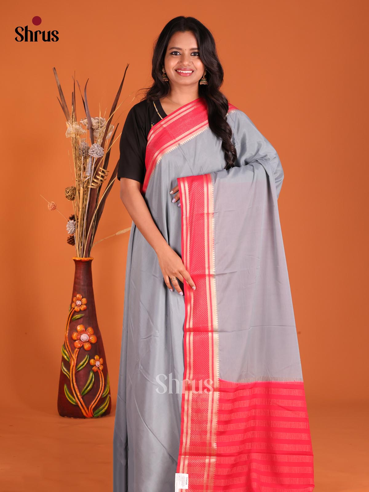 Grey & Orangish Pink- Mysoresilk-halfpure Saree - Shop on Shrus.com