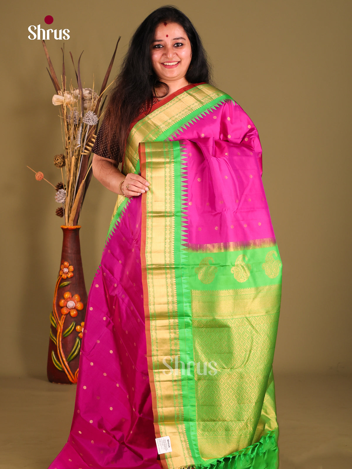 Charming Magenta Gadwal silk Saree with Zari Buttas & Green zari border