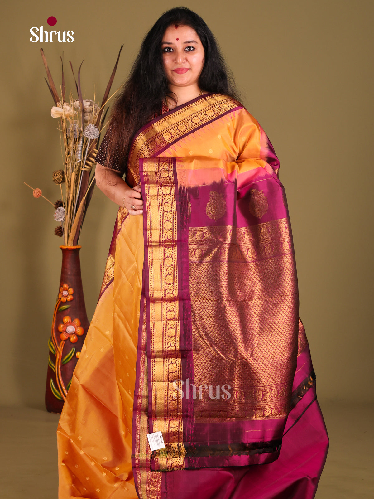Timeless Mustard & Maroon Gadwal silk Saree with rich zari border & Brocade Pallu