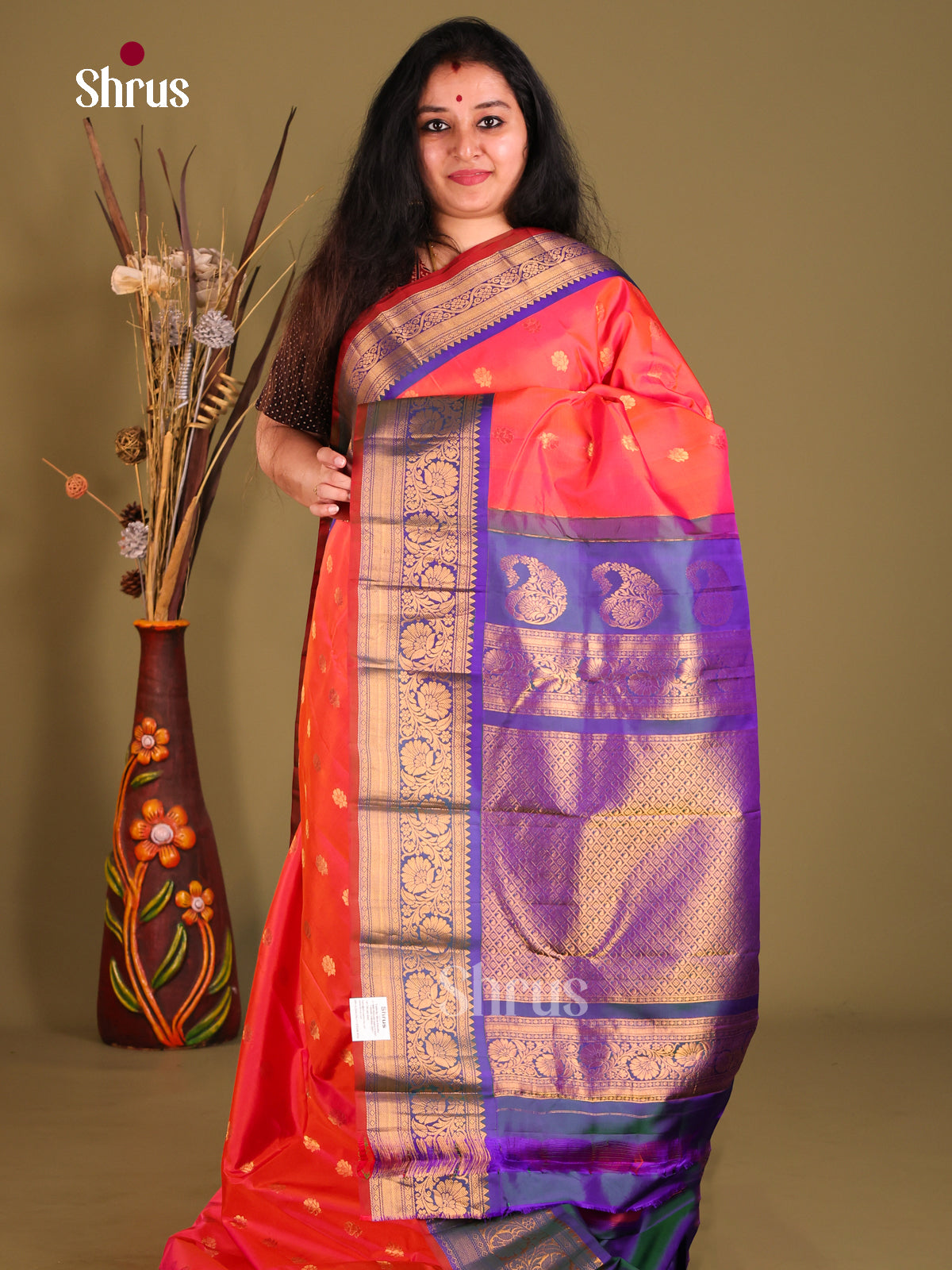 Cute Orangish Pink Gadwal Silk Saree with Floral Zari Buttas & Blue Zari Border