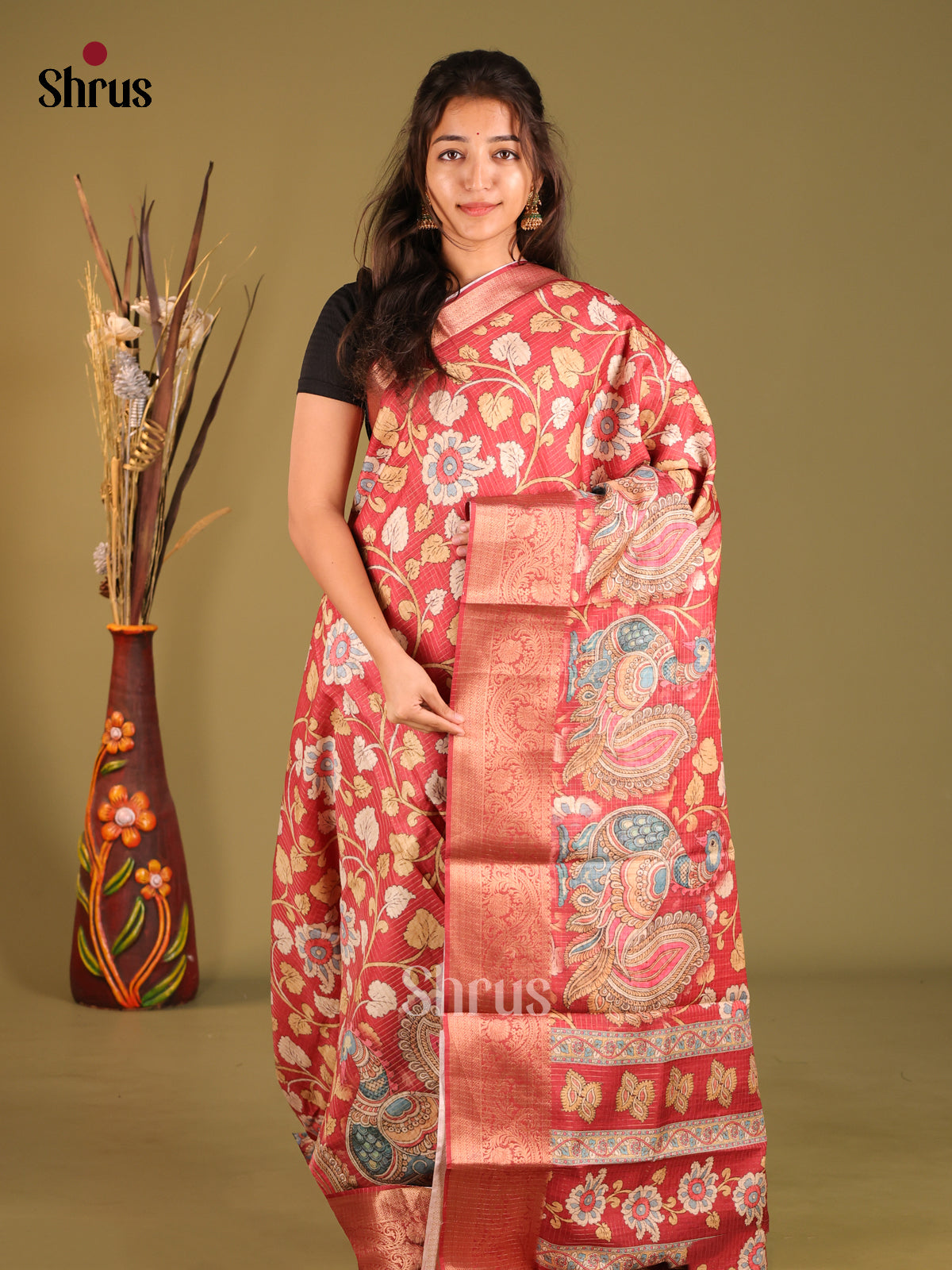 Red - Semi Dola silk Saree