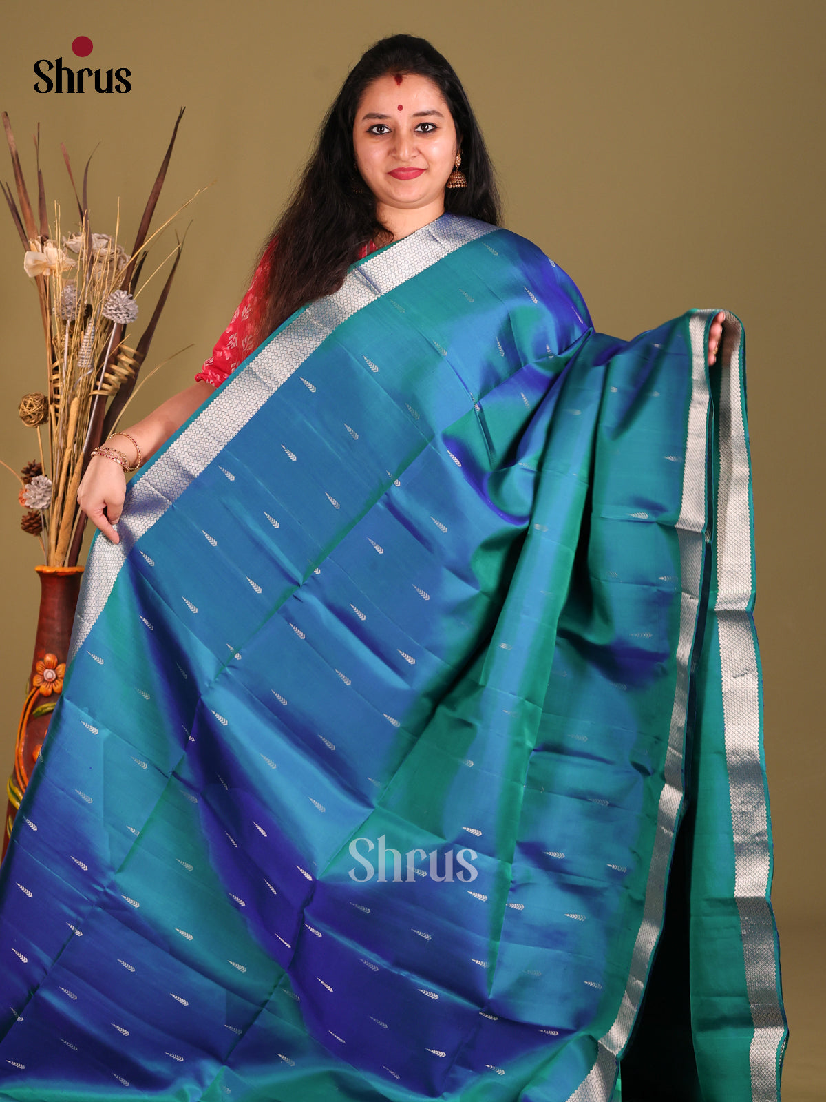 Elegant Peacock blue Soft Silk Saree with zari border-2