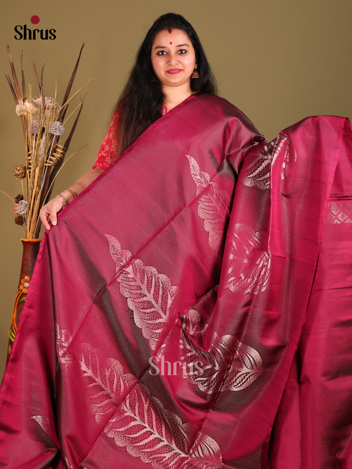 Maroon single Tone Soft Silk Saree with zari leaf motifs-2