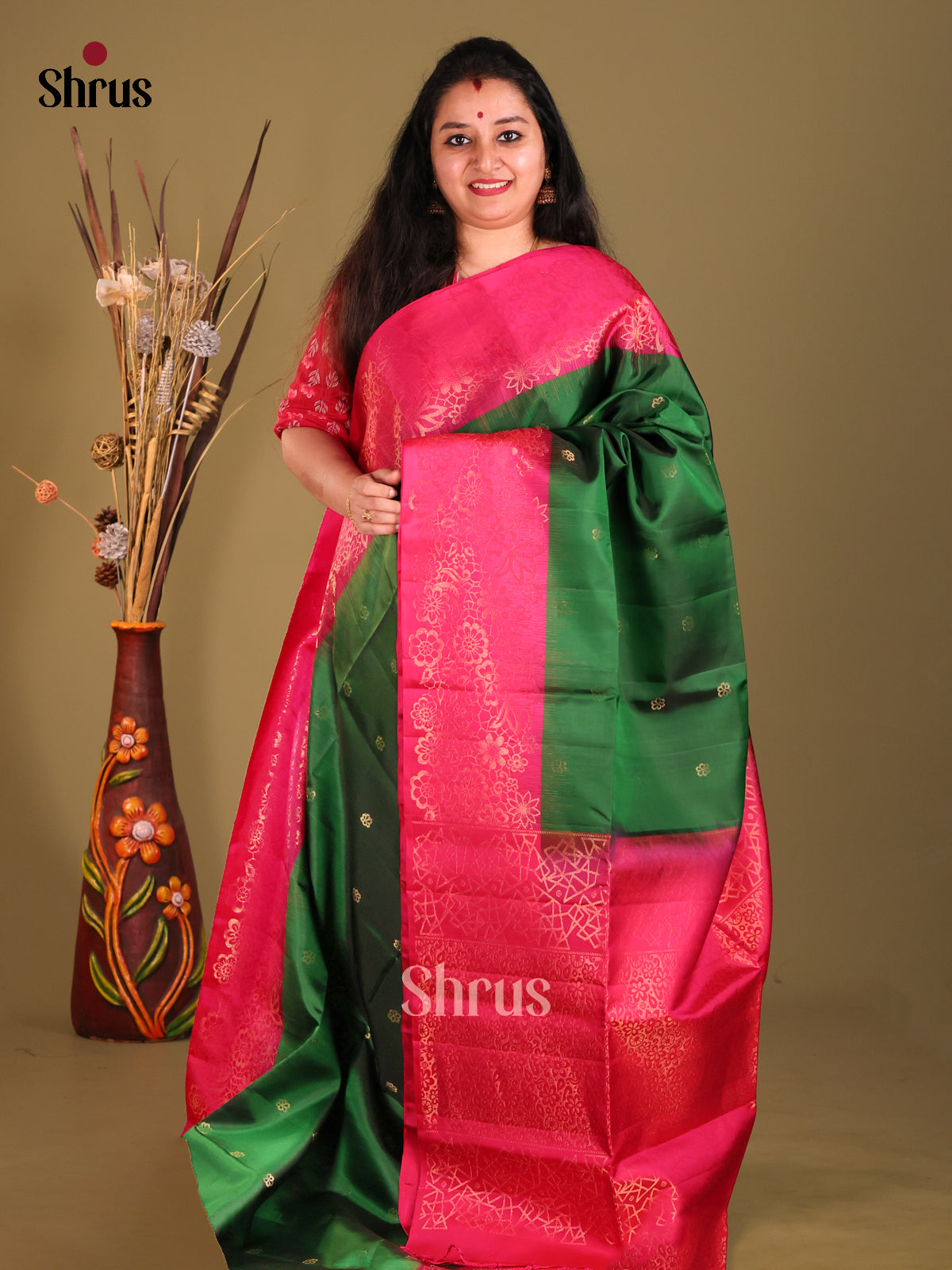 Green & Pink Soft Silk Saree with contrast zari border-1
