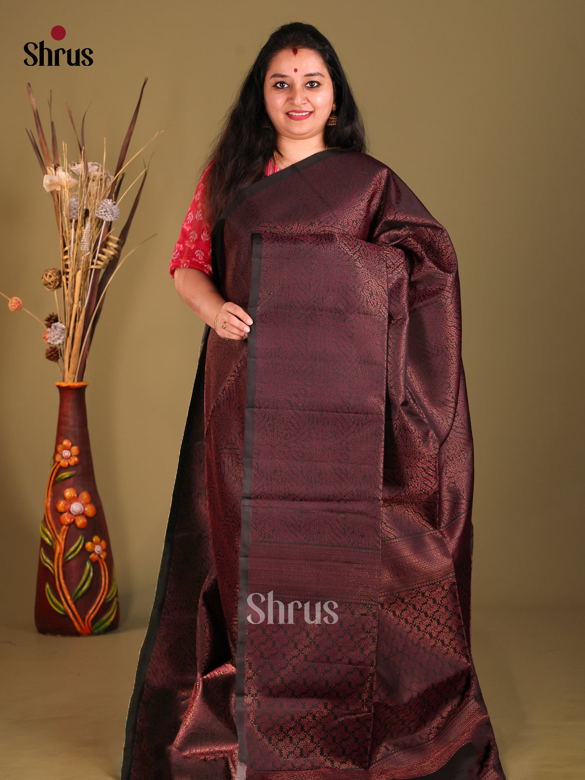 Black borderless Soft Silk Saree with woven brocade-1