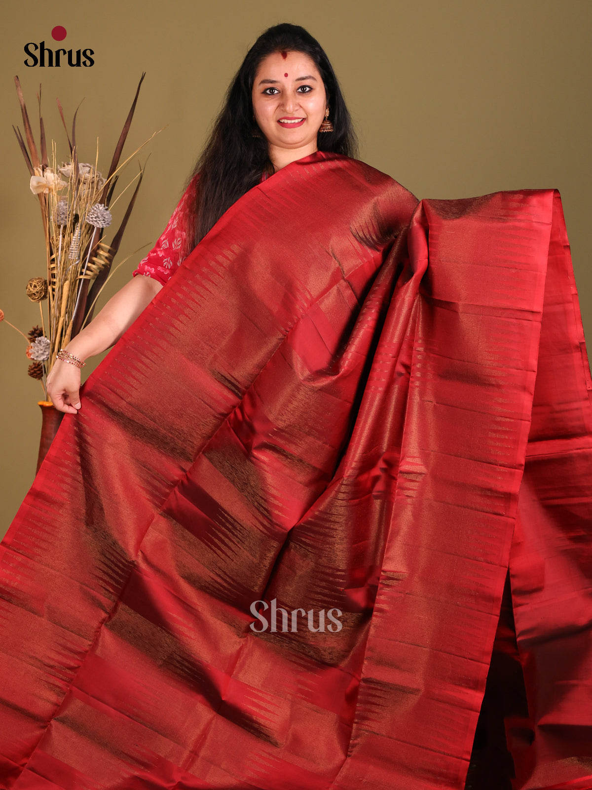 Maroon single tone Soft Silk Saree with zari pallu