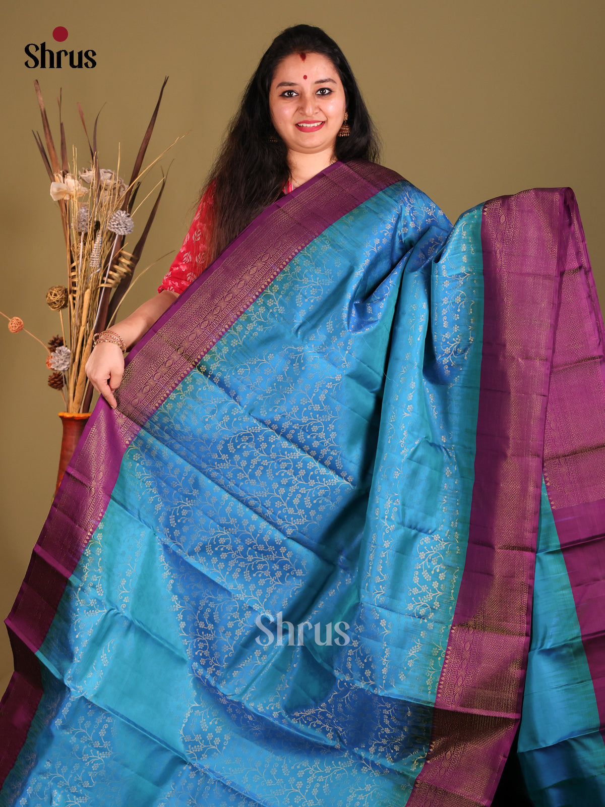 Blue & Violet Soft Silk Saree gleams with zari woven floral nestling brocade-2