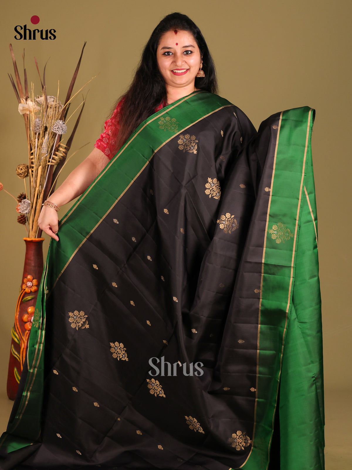 Black & Green Soft Silk Saree gleams with gold, silver zari floral motifs-2