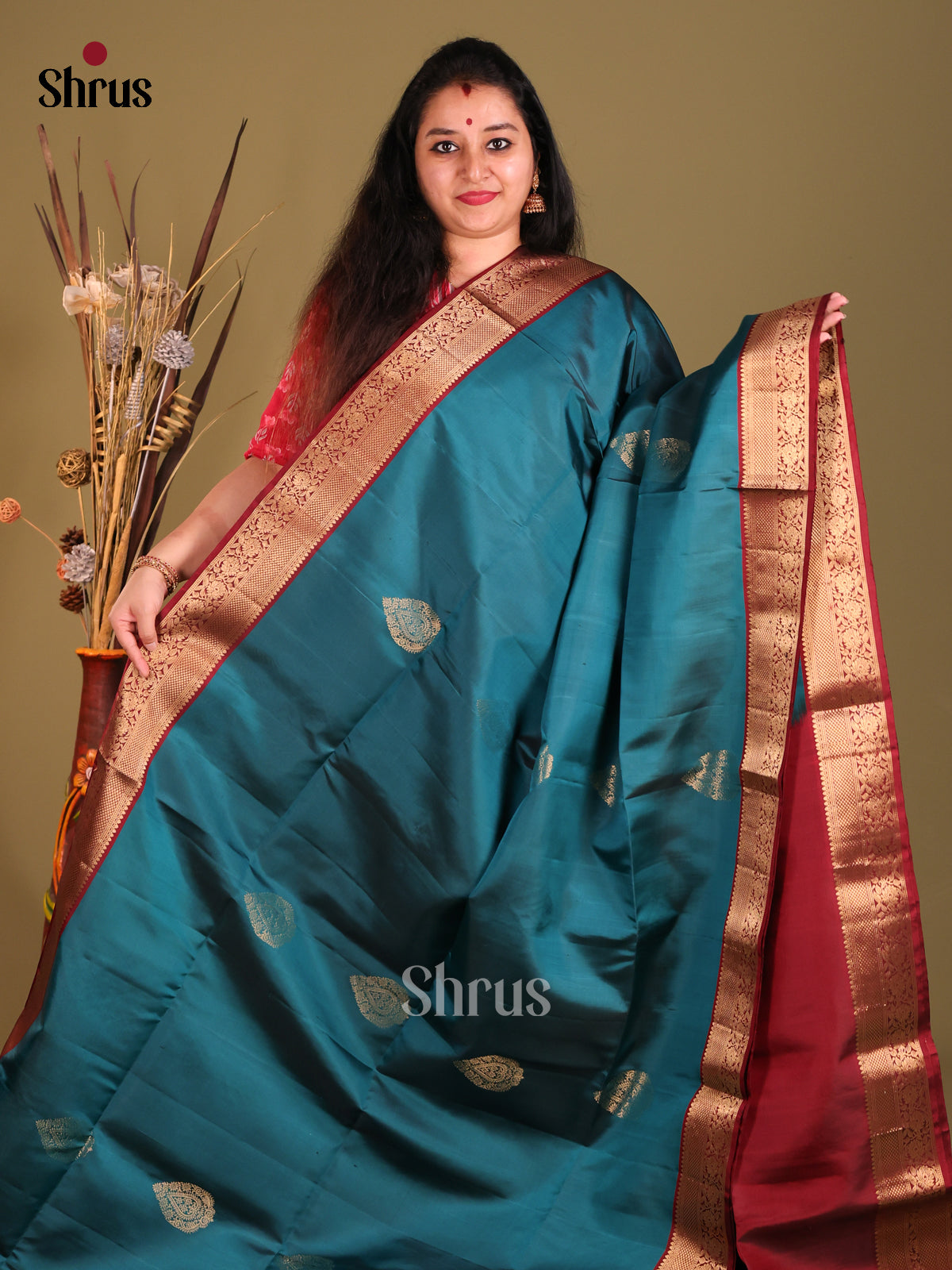 Blue & Maroon Soft Silk Saree with zari floral thilagam motifs-2
