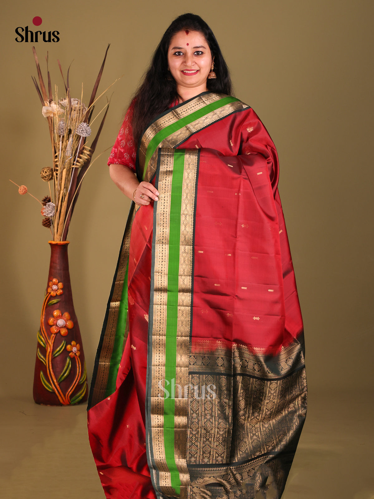 Maroon & Green Soft Silk Saree with contrast rettaipet zari border-1