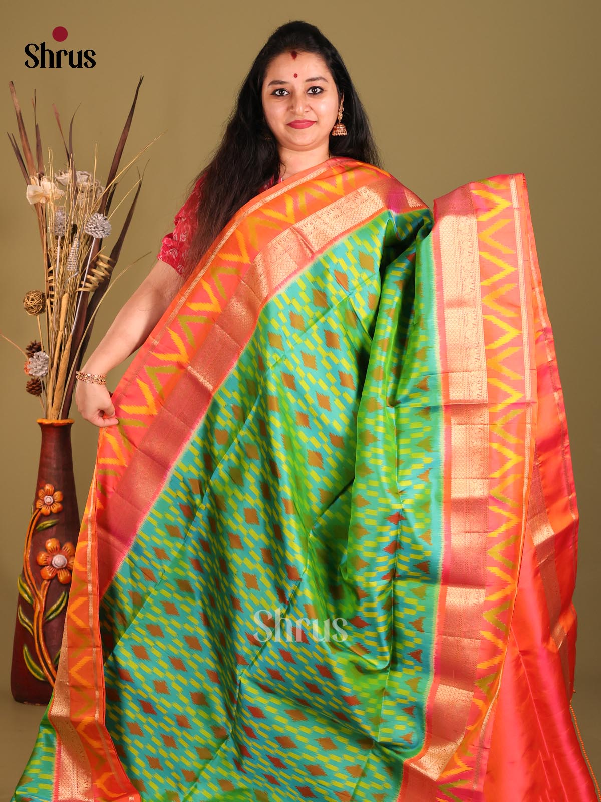 DGS30514-Soft Silk Saree-2