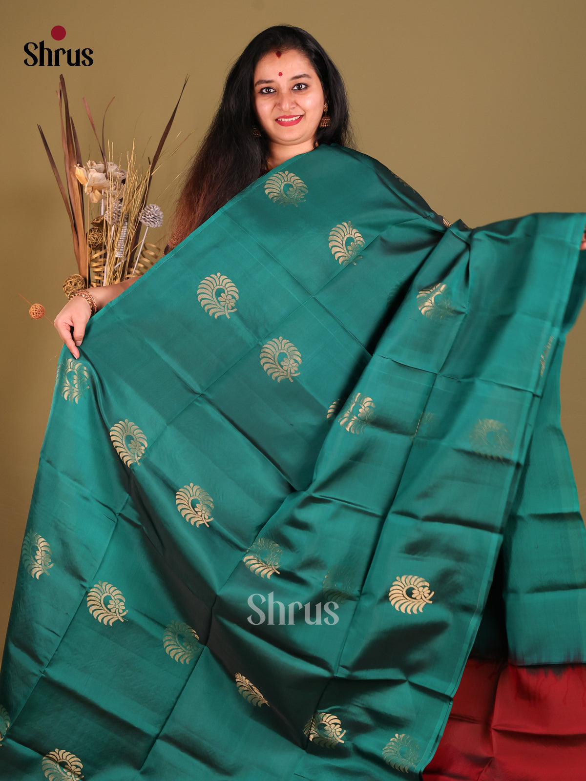 Green & Maroon Softsilk-halfpure Saree - Shop on Shrus.com