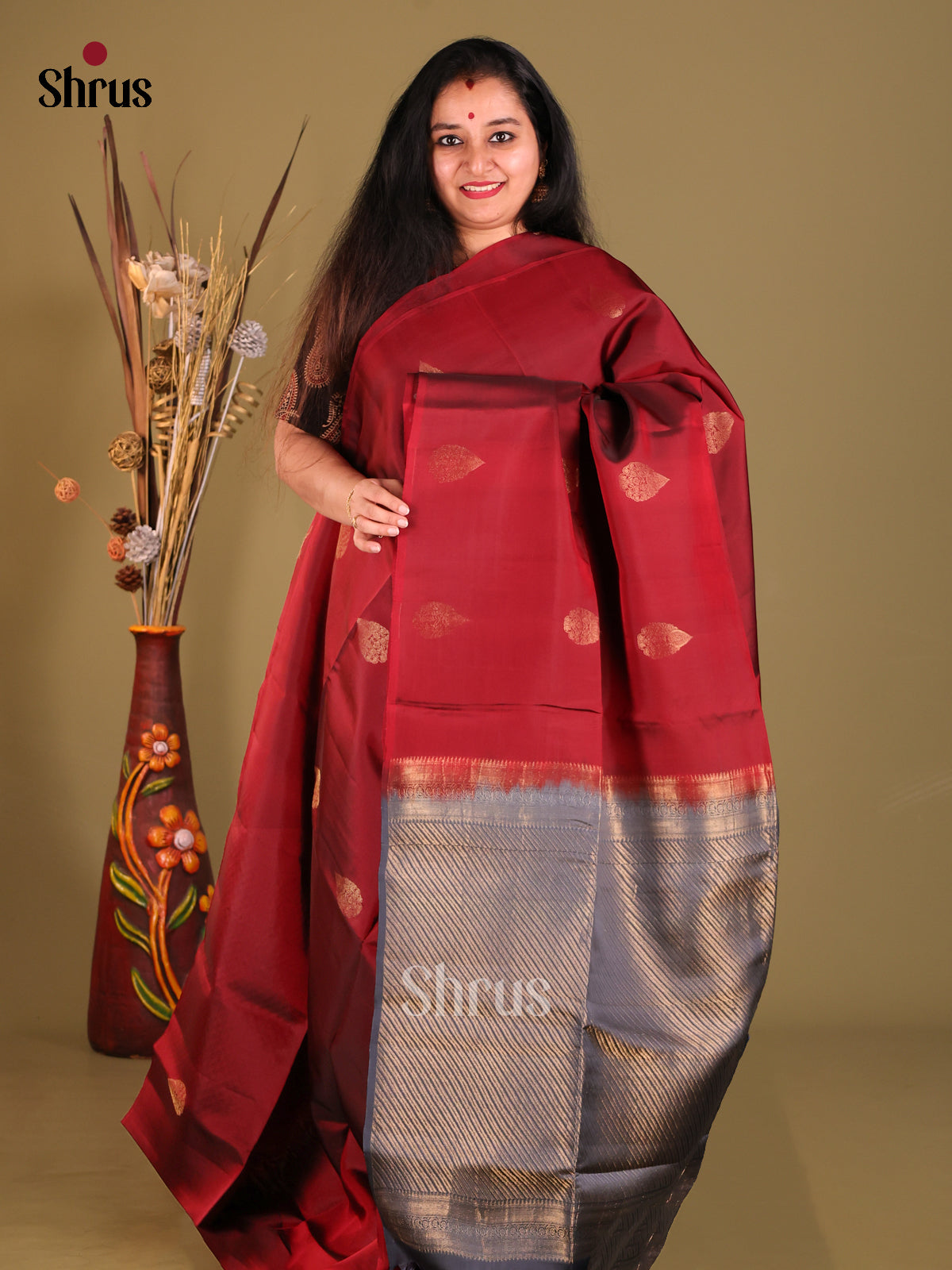 Maroon Softsilk-halfpure Saree with gold zari thilagam buttas - Shop on Shrus.com